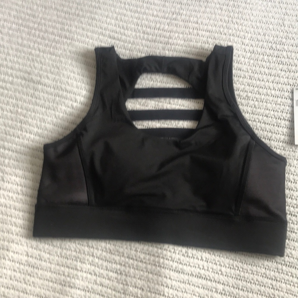 NWT Super cute BCBGMaxAzria sports bra